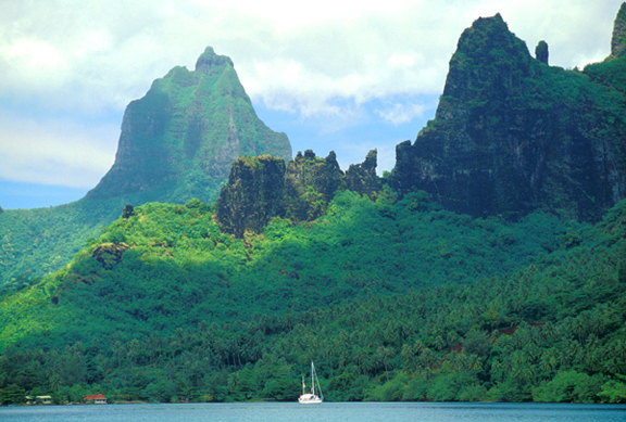 La espectacular Cook´s Bay en Moorea
